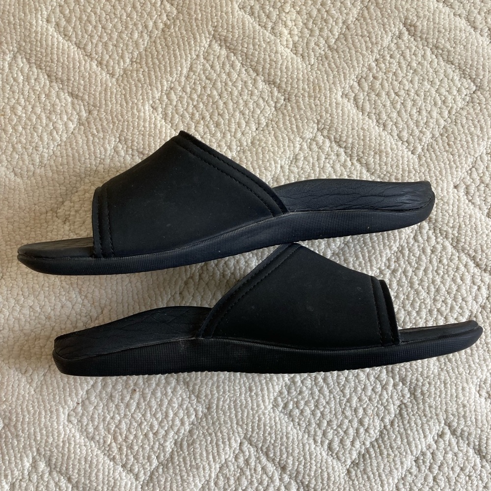 {Vionic} Black Kiwi Motion Control Slide Sandal - image 2
